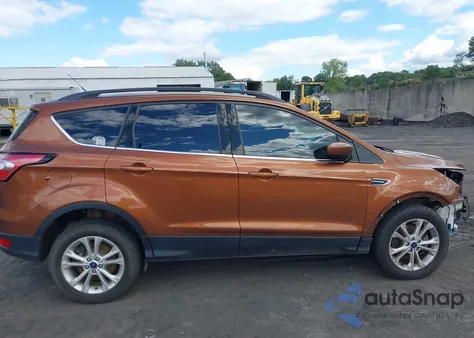 2017 Ford Escape Se z USA, uszkodzony, nr VIN 1FMCU9GD7HUD95311